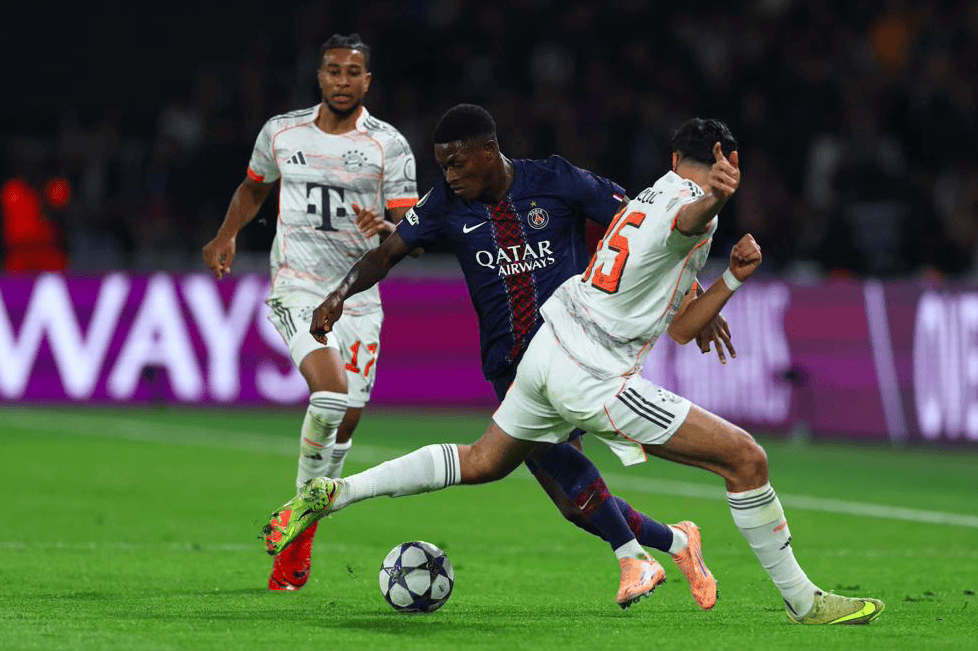 欧冠悲喜夜:阿森纳3-0十连胜 利物浦1-0皇马 巴黎1-2不敌10人拜仁