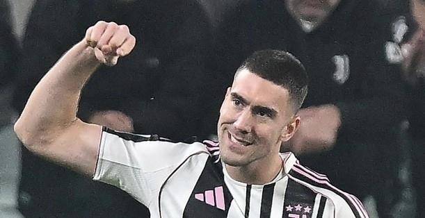 欧冠悲情夜,意甲遮羞布又被撕碎,那不勒斯闷平尤文难求一胜